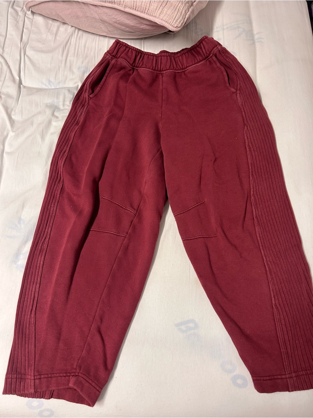 aerie red Ribbed Waist Sweatpants SHORT length sx barrel leg